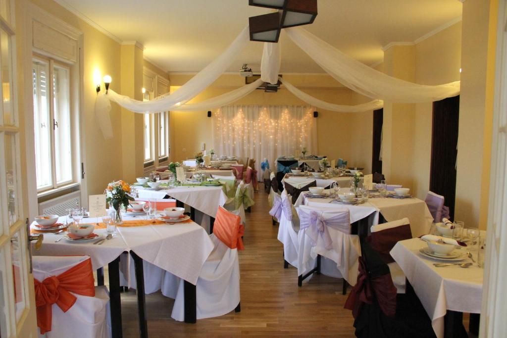 Villa Szekely Leányfalu Buitenkant foto